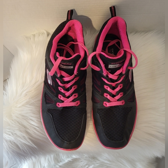 Skechers Women's Black and Pink Athletic Shoes, Size 8.5 - Picture 4 of 7
